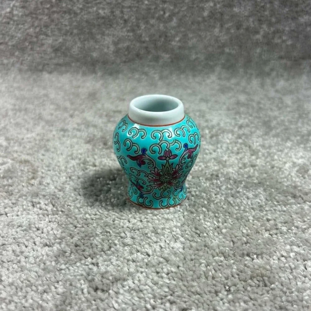 Jingdezhen Miniature Bud Vase Turquoise Famille Rose Floral Porcelain China